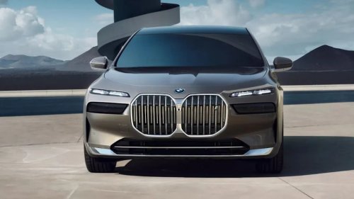 5 Flagship Sedans That Still Beat Luxury SUVs For Prestige