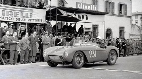 Ferrari, This Completely Destroyed Ferrari Sold For 1.8M: Here's Why