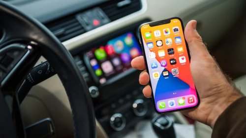 Car Manufacturers Are Ditching CarPlay In 2026: Here's Why