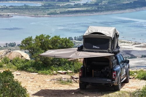 This Wild Two-Level Pickup Camper Still Lets Trucks Do Truck Stuff