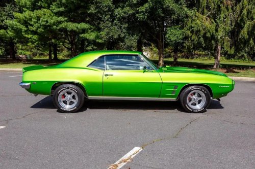 1969 Pontiac Firebird 400 for Sale With 7,000 Miles Shown