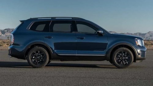 Kia Telluride Recall Fix Failed, 450,000+ SUVs Need to Park Outside