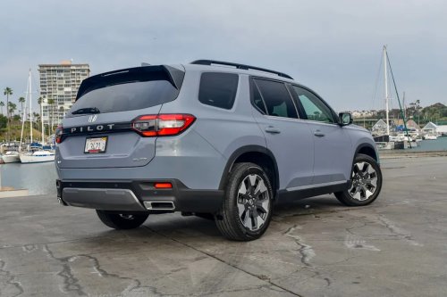 Toyota, Toyota Highlander, Honda, Honda Pilot, Kia, Kia Telluride, Toyota Highlander Vs. Honda Pilot Vs. Kia Telluride: Which One Is The Most Reliable? There's One Clear Winner