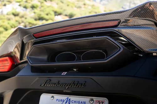 See Exterior Pics of the 2026 Lamborghini Temerario