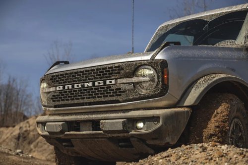 Ford, Ford Bronco, Report: Ford Will Expand the Bronco Family with a Hybrid and a New Pickup Truck by 2030
