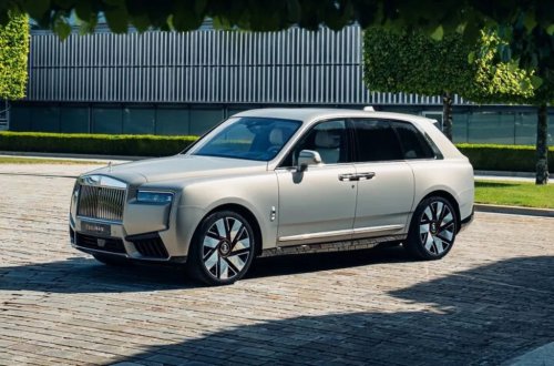 The White House Thinks Rolls-Royce Builds Car Engines in America
