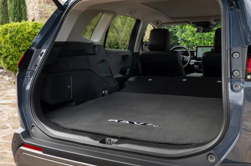 Subaru, Subaru Outback, Toyota, Toyota RAV4, Subaru Outback Vs. Toyota RAV4: Which One Has More Cargo Space?