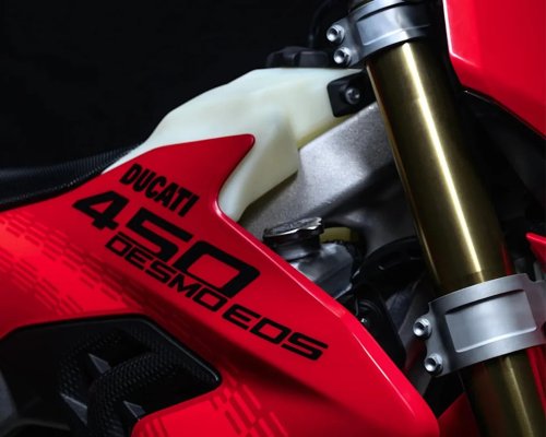Ducati’s First Modern Enduro Gives Its Coolest Off-Road Moto the Versatility It Deserved