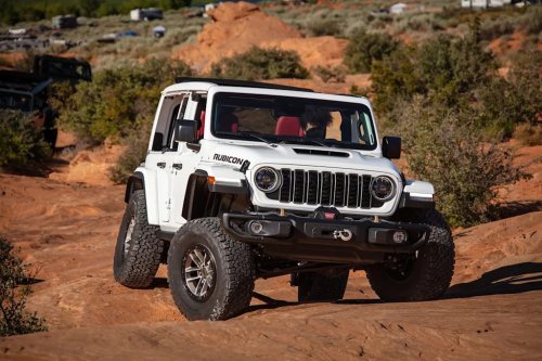 Jeep, Jeep Recalls More Than 1 Million Wranglers and Gladiators That May Catch Fire