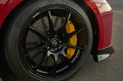 Nissan, Nissan Has A Hidden Color Code For Its Performance Brakes