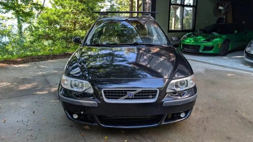 Volvo, 2004 Volvo V70 R 6-Speed 