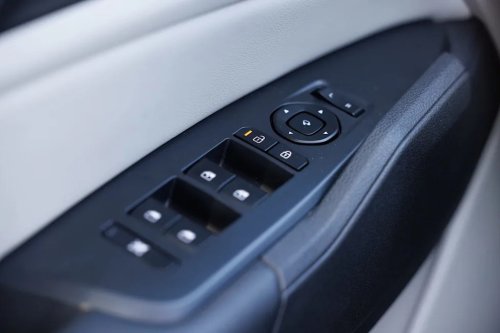 View Interior Photos of the 2026 Kia Sportage Hybrid