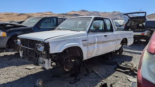 Junkyard Find: 1992 Mazda B2200 SE-5 Cab Plus
