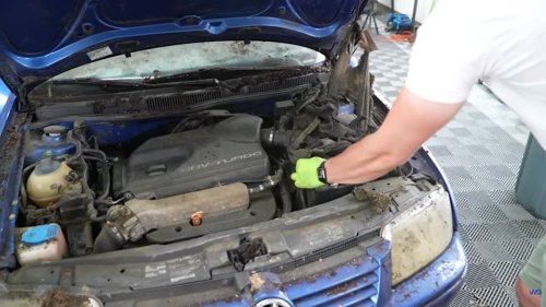 Grandpa Kept His Late Wife’s Jetta For 17 Years — Its Makeover Left Him In Tears