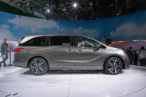 320,000+ Honda Odyssey Minivans Recalled for Electronic Problem