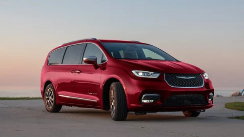 Chrysler, Chrysler Showed Dealers A New Car In The $20k Range Last Year