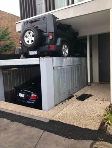 15 Photos Where Someone Has to Pay for That, and I’m Glad It’s Not Me