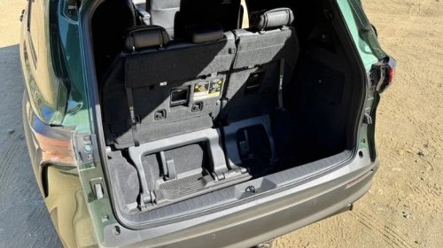 Toyota's 2026 Sienna Is The Hybrid Minivan To Beat (And This Could Be The Best Trim)