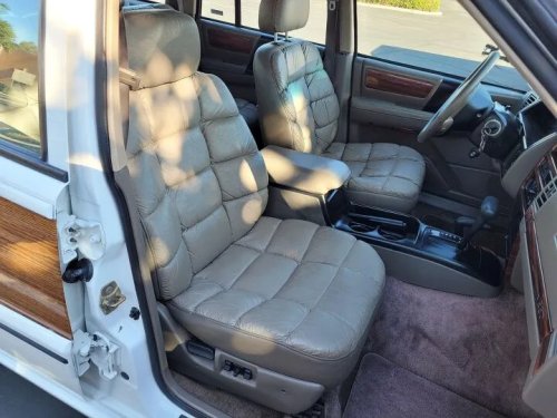 Rare Rides Icons: The Jeep Wagoneer, The First Luxury SUV Ever (Part XIV)