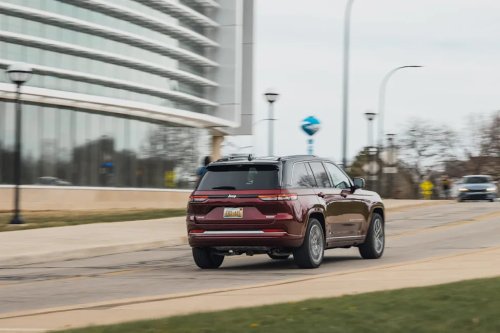 View Exterior Photos of the 2026 Jeep Grand Cherokee Summit