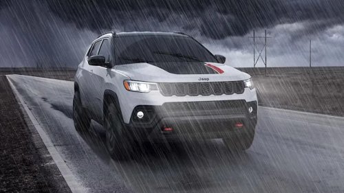 Jeep, Jeep Compass, Jeep Compass Sales Are Crashing Because It Got Too Expensive