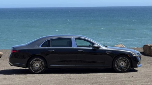 2027 Mercedes-Maybach S680 Exudes V12 Fabulousness No Matter Which Seat You're In