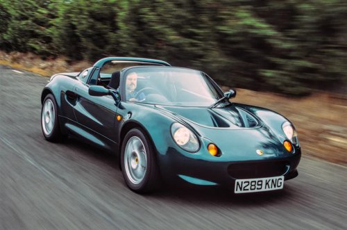 Lotus Is Giving the 2028 Esprit a V6 Hybrid, and That's Good News