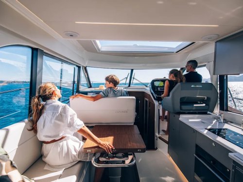 Boat Test: 2026 Beneteau Antares 12 Coupe