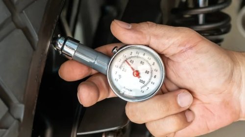 What PSI Should Dirt Bike Tires Be? How To Determine Tire Pressure