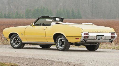 These Are The Worst Car Choices Your Parents Ever Made
