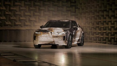 I Sat In The New Electric Range Rover GT. It Skips A Big Thing I Hate In Luxury EVs