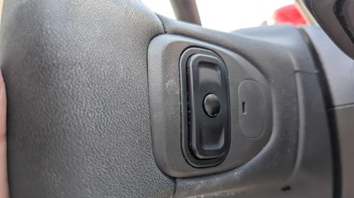 I Don't Remember The Last Time I Used My Car's Volume Knob