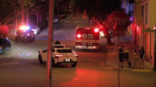 NHTSA Is Sick Of Self-Driving Cars Getting In The Way Of Emergency Responders