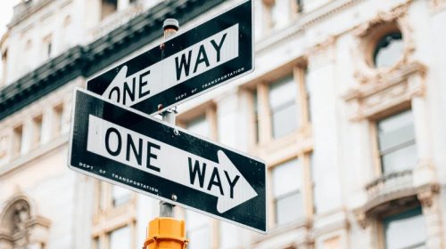 Turning Left On Red Is Legal In These US States