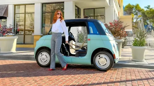 Fiat, Fiat's New $13,995 Car Ditches Doors for Ropes—and It's Named After a Mouse