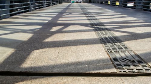What Do Those 'Open Joints On Bridge' Signs Mean?