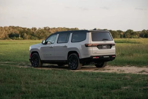 Stellantis Delays Range-Extended Jeep and Ram Models
