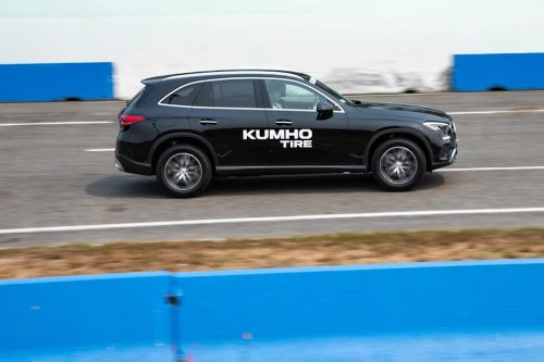Mercedes-Benz, Mercedes-Benz GLC, Testing the 2026 Mercedes-Benz GLC 300 on Kumho Crugen GT Pro Tires