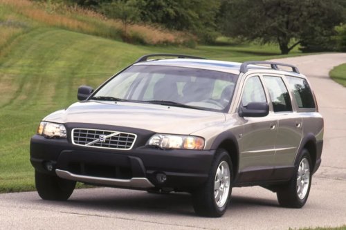 Volvo, Take a Closer Look at the 2001 Volvo V70 Cross Country (Photo Gallery)