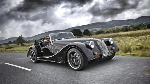 One of Britain’s Coolest Sports Roadsters Ever Is Making Its First American Comeback in 20 Years