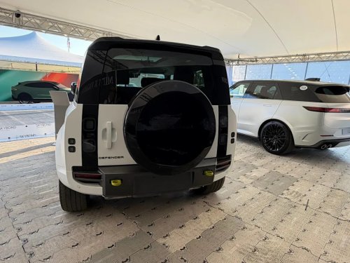 Land Rover, Rover, Land Rover Defender Updates Have a Big Impact In Person