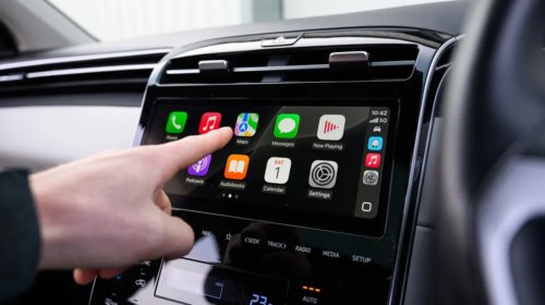 5 Apple CarPlay Apps Perfect For Audiobooks