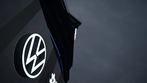 Volkswagen, Audi recall 2.86 million vehicles over steering screw