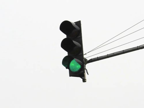 These Traffic Lights Reward Drivers Who Obey the Speed Limit