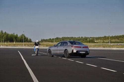 BMW, BMW Launches Standard Intervening Safety Features for New Models