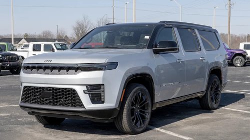 Chrysler, Jeep, Dodge, RAM, Nearly 1M Chrysler, Jeep, Dodge and Ram vehicles recalled over camera glitch