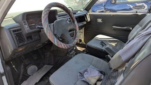 Junkyard Find: 1992 Mazda B2200 SE-5 Cab Plus