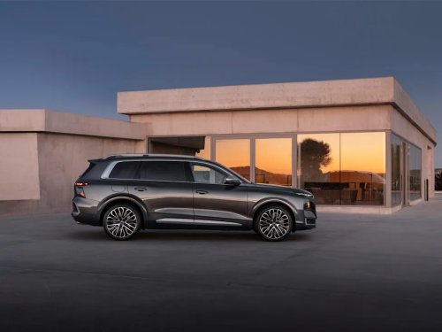 Audi, View Exterior Photos of the 2027 Audi SQ9