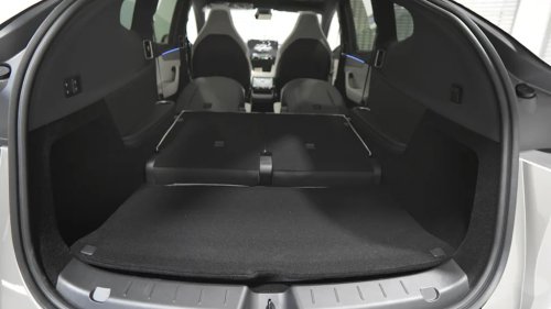 Tesla, Tesla Model Y, Tesla Model Y Is Flawed, So Why Is It Still Dominating America's EV Market?