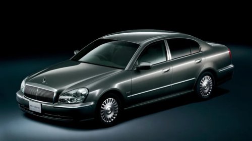 This Nissan Model Attempted To Beat Toyota At Its Own Luxury Game